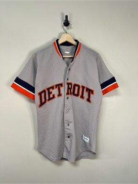 Vintage 80s Detroit Tigers Jersey